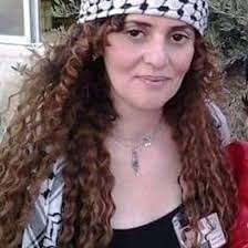 صابرين دياب.. سلسلة من الانتهاكات والاعتقالات وصولاً لإخفاء جواز سفرها في عيد الأضحى
