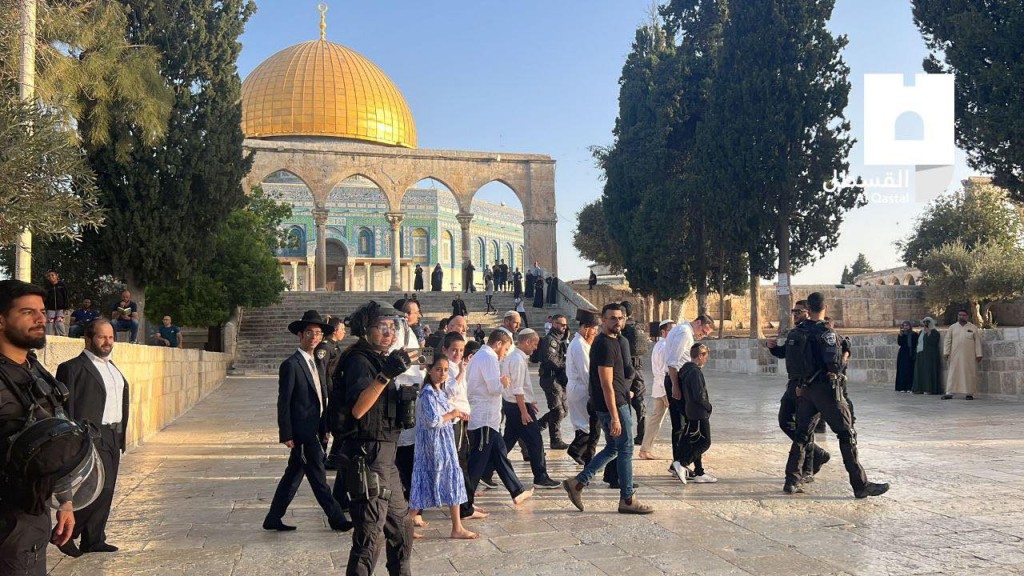إدانات رسمية وفصائلية لاقتحام المستوطنين للمسجد الأقصى بالتزامن مع الأعياد اليهودية