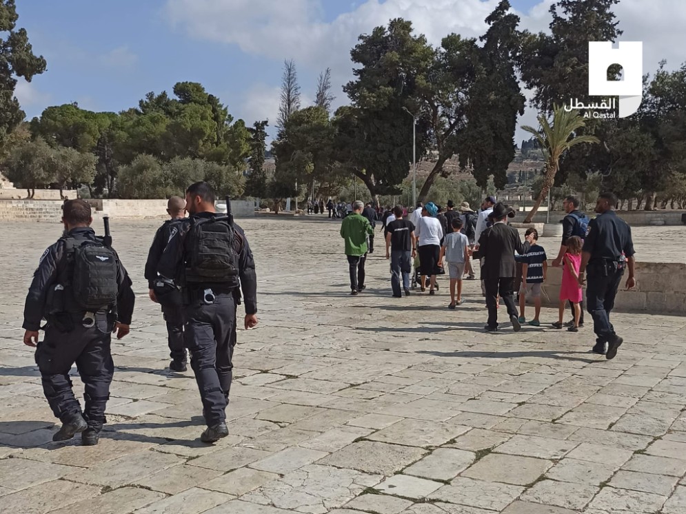 القسطل يوثق انتهاكات الاحتلال في القدس خلال 2022