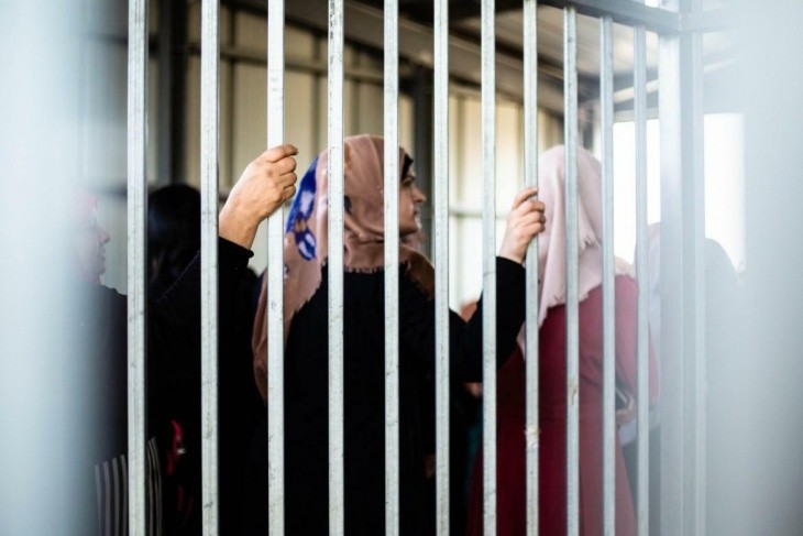 هيئة الأسرى: حرب نفسية و اجراءات تنكيلية يمارسها الاحتلال بحق أسيرات سجن الدامون