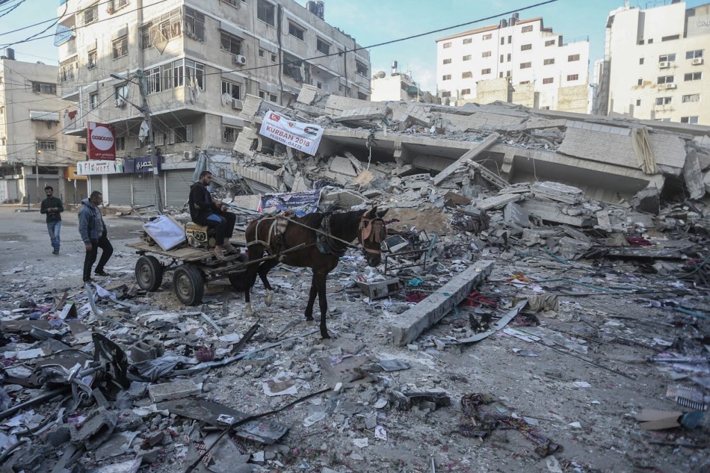 رئيس المكتب الإعلامي الحكومي:  غزة غير صالحة للعيش بسبب الدمار